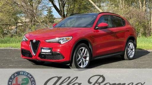 ALFA ROMEO STELVIO 2018 ZASFAKNN4J7B89937 image